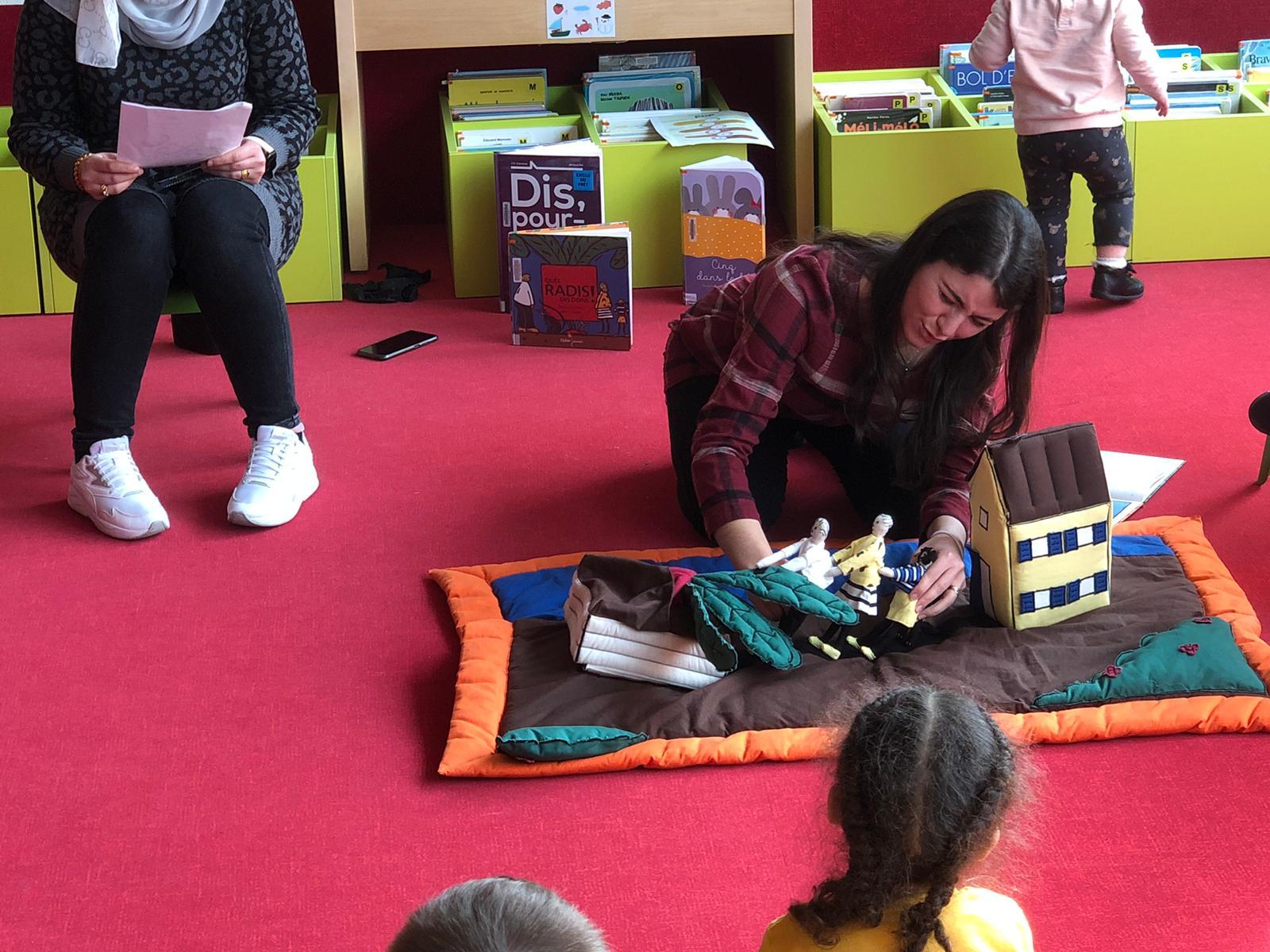 Raconter des histoires dans les langues de la maison...à l'école !